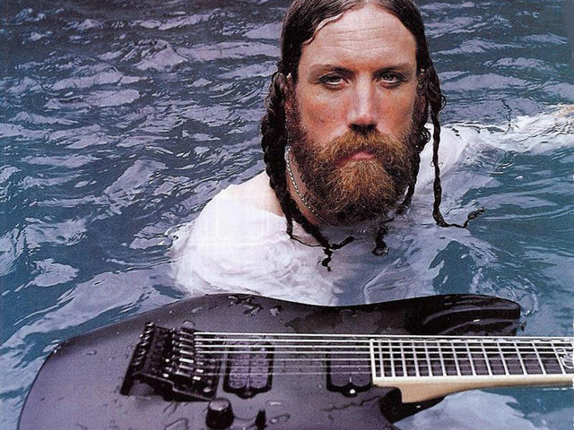 Brian Welch: a novel approach to taking a bath